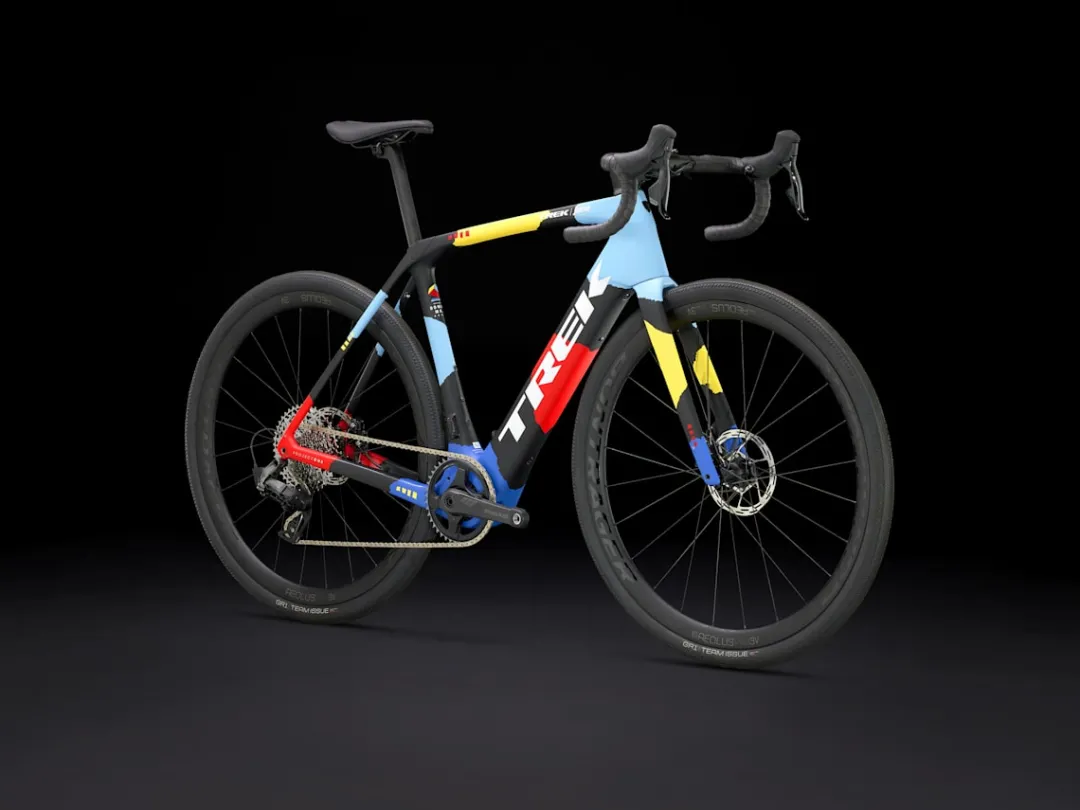 Domane+ SLR 6 AXS