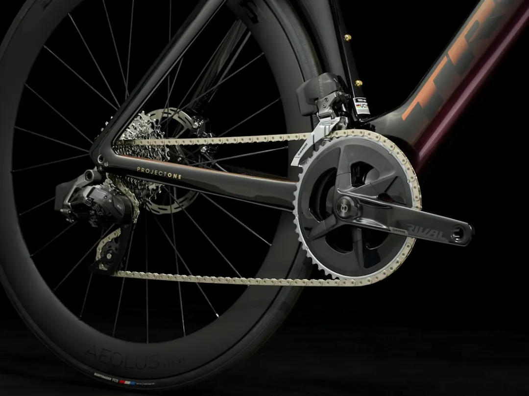 Madone SLR 6 AXS Gen 7