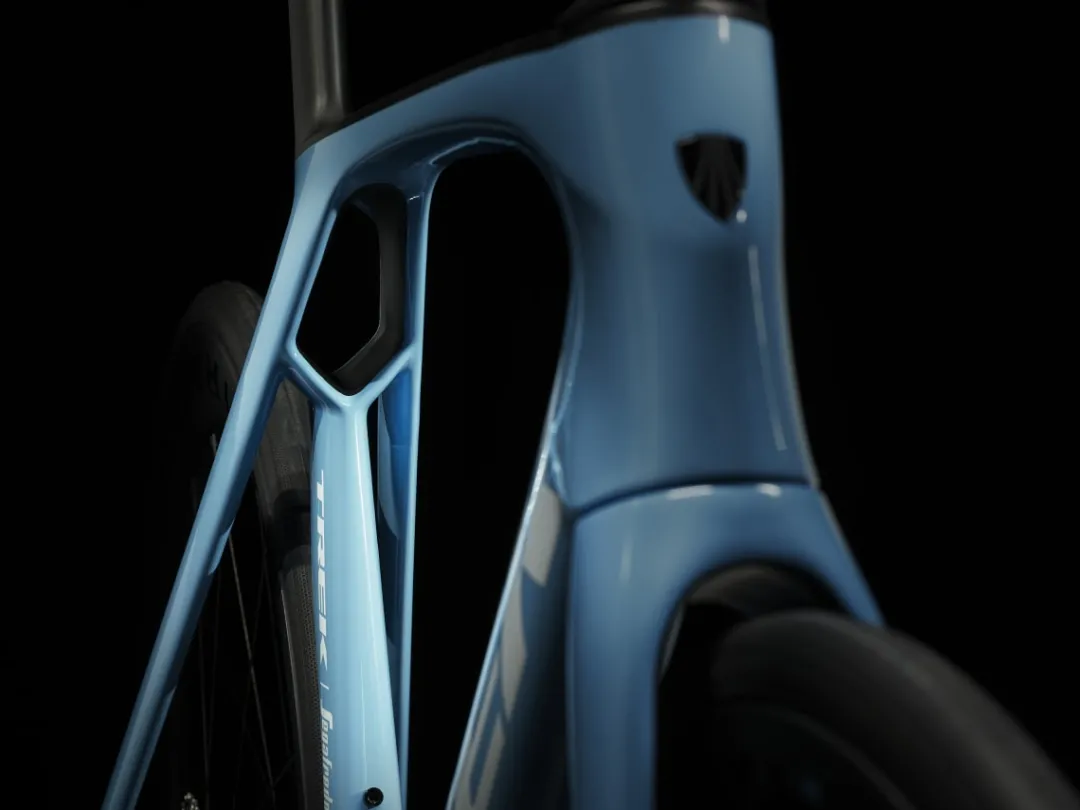 Madone SLR 6 AXS Gen 7