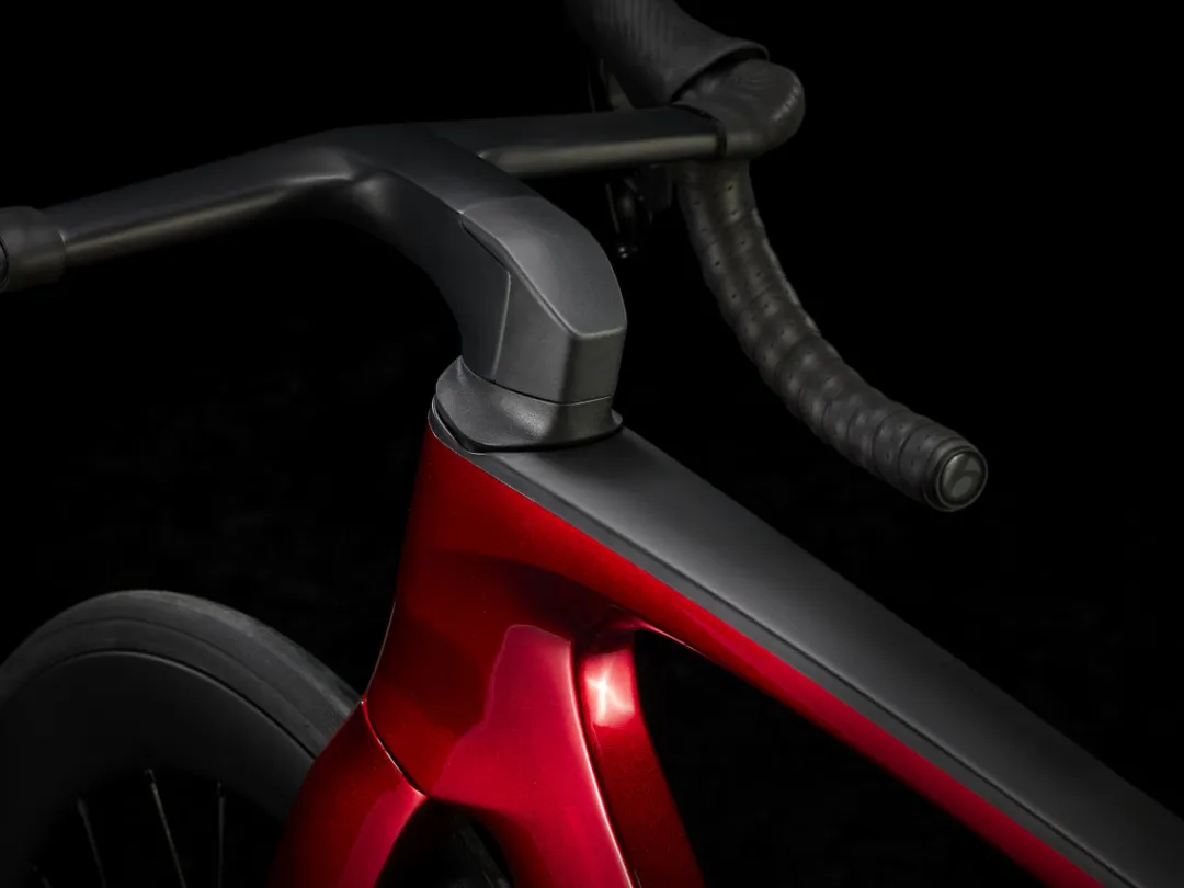 Madone SLR 6 AXS Gen 7