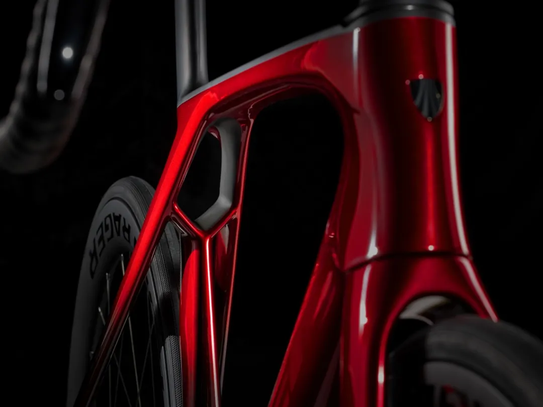 Madone SLR 6 AXS Gen 7