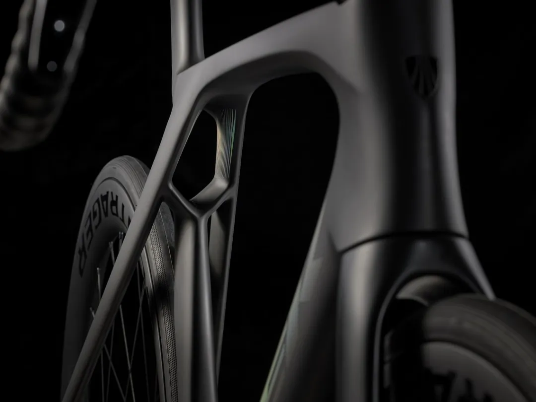 Madone SLR 6 AXS Gen 7