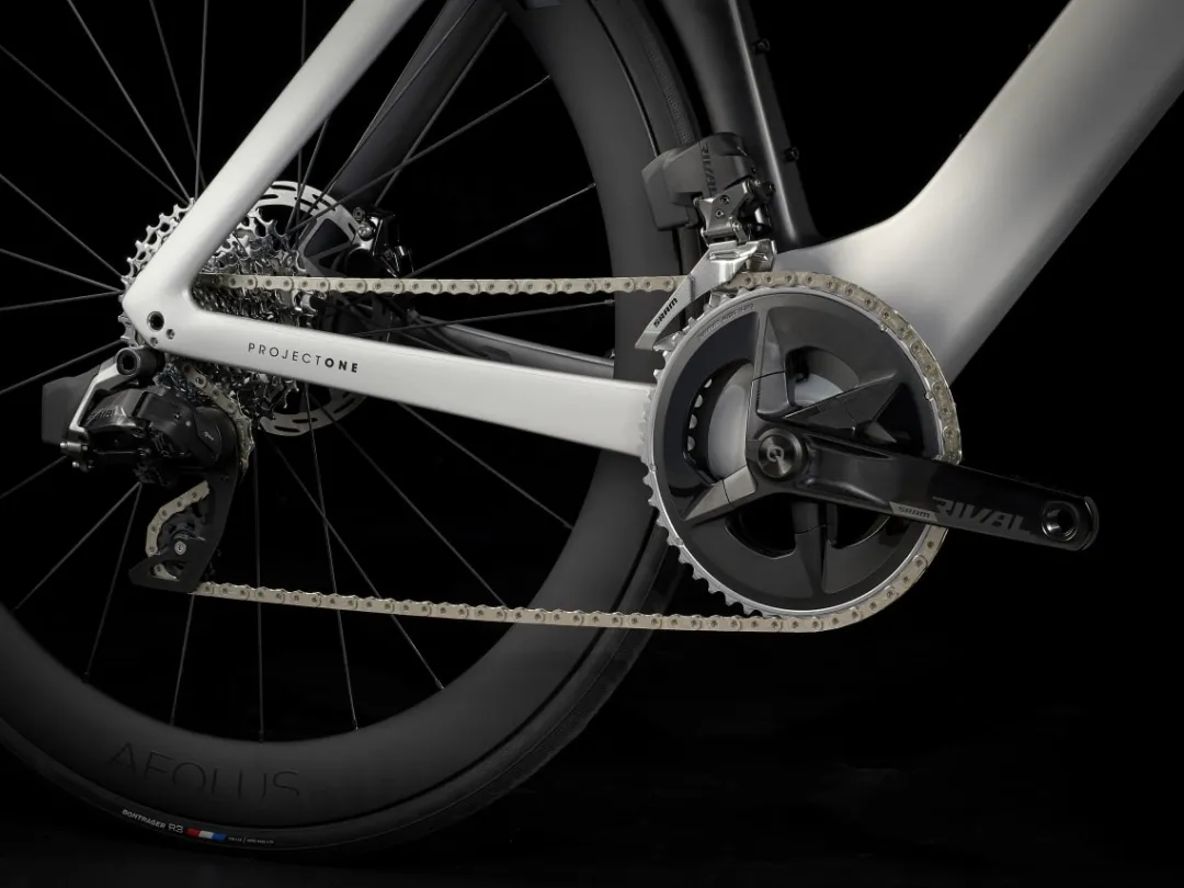 Madone SLR 6 AXS Gen 7